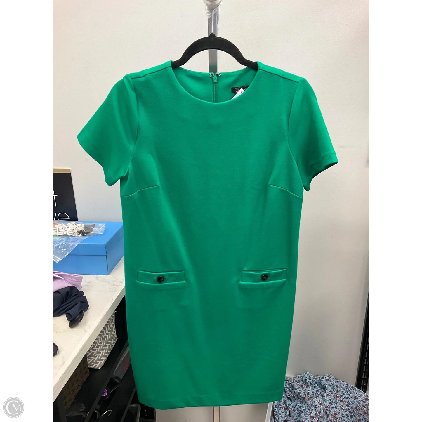 Dress Casual Short By Ann Taylor In Green, Size: 8p