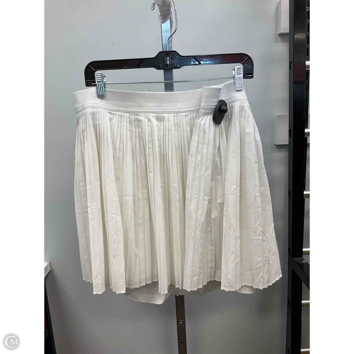 Athletic Skort By Old Navy In White, Size: 3x