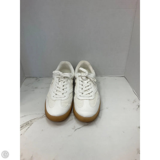 Shoes Sneakers By Madden Girl In White, Size: 8.5