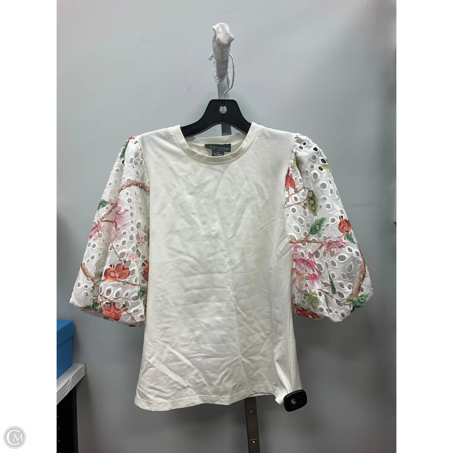 Top Short Sleeve By Gracia In Floral Print, Size: S