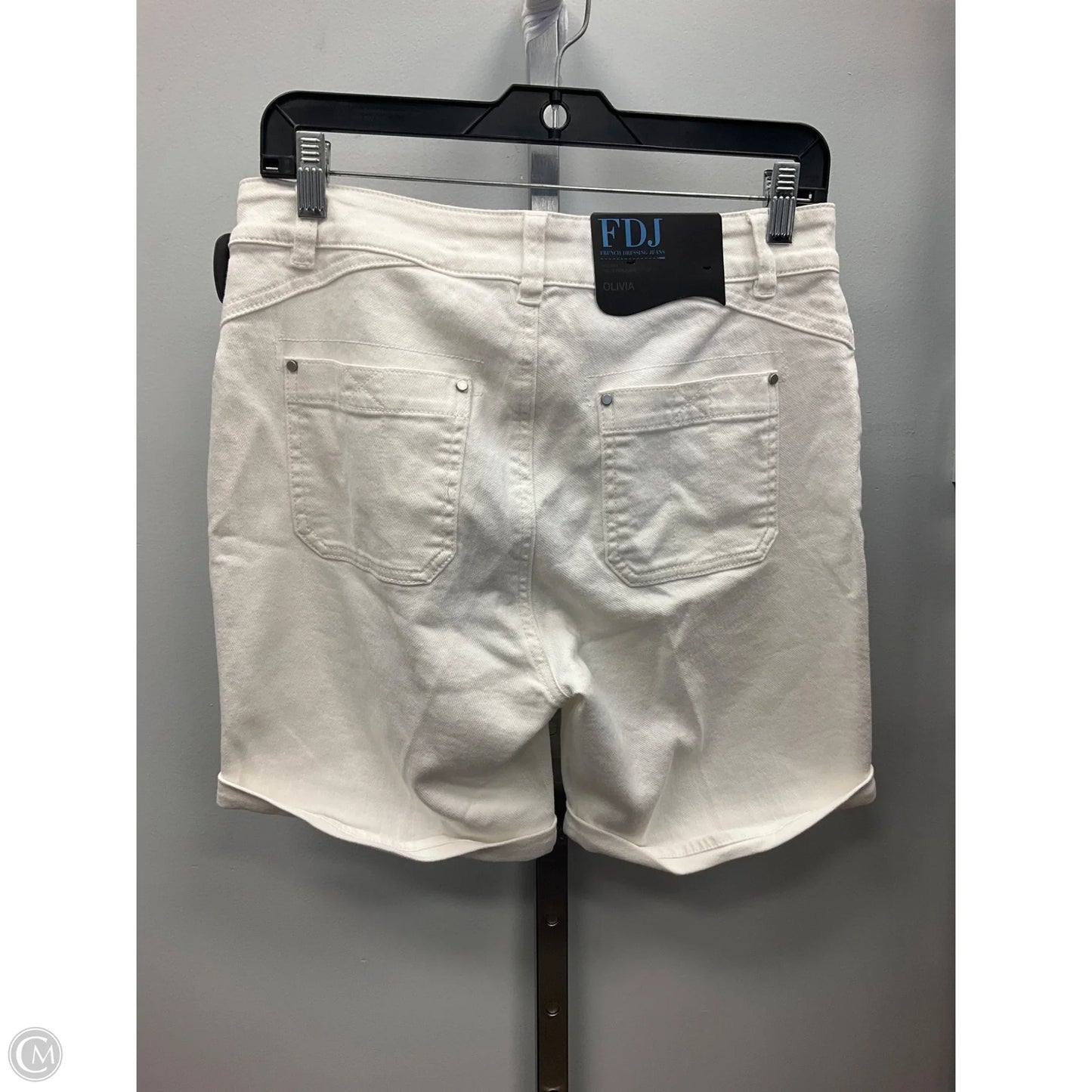 Shorts By Clothes Mentor In White Denim, Size: 6