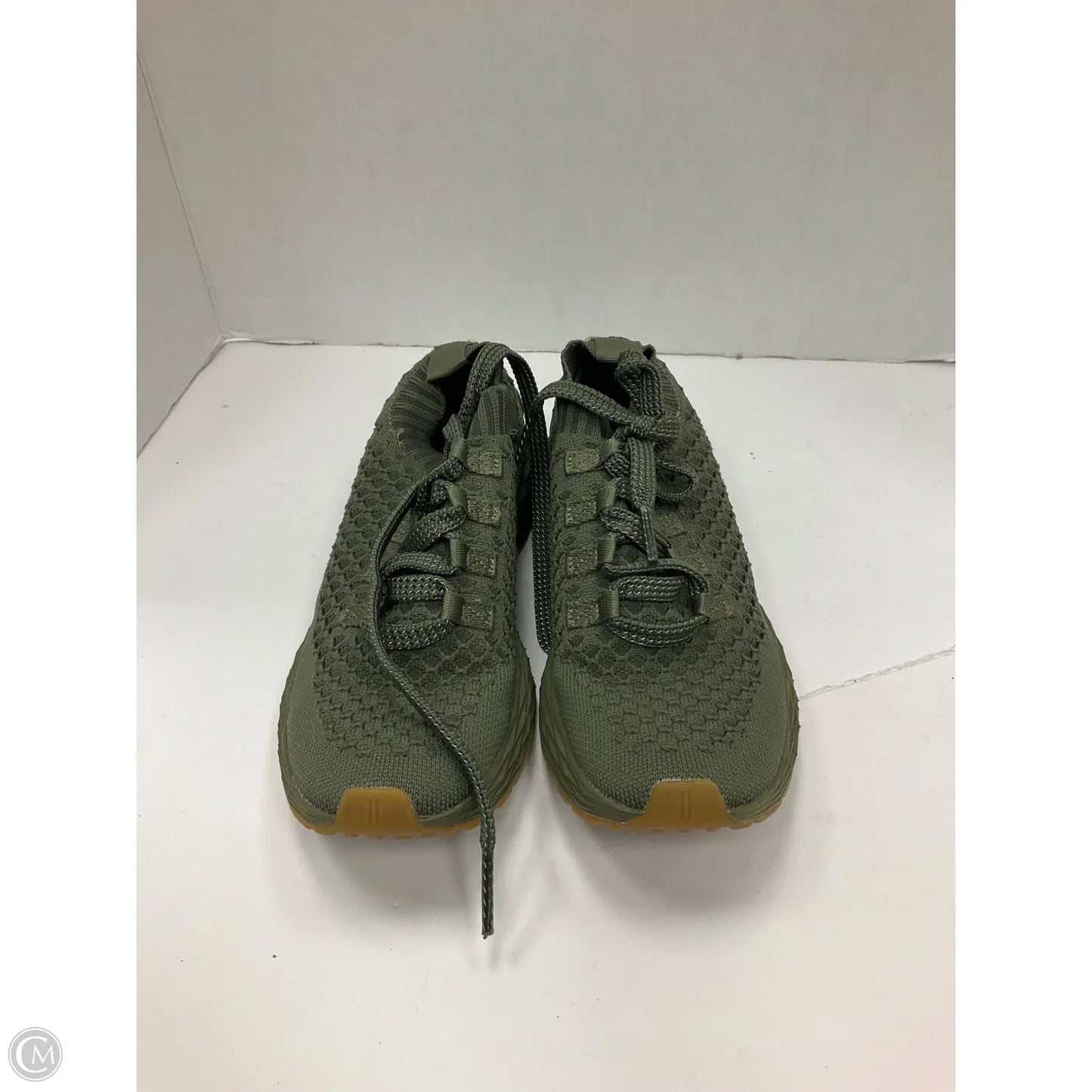Shoes Athletic By Nobull In Green, Size: 6.5