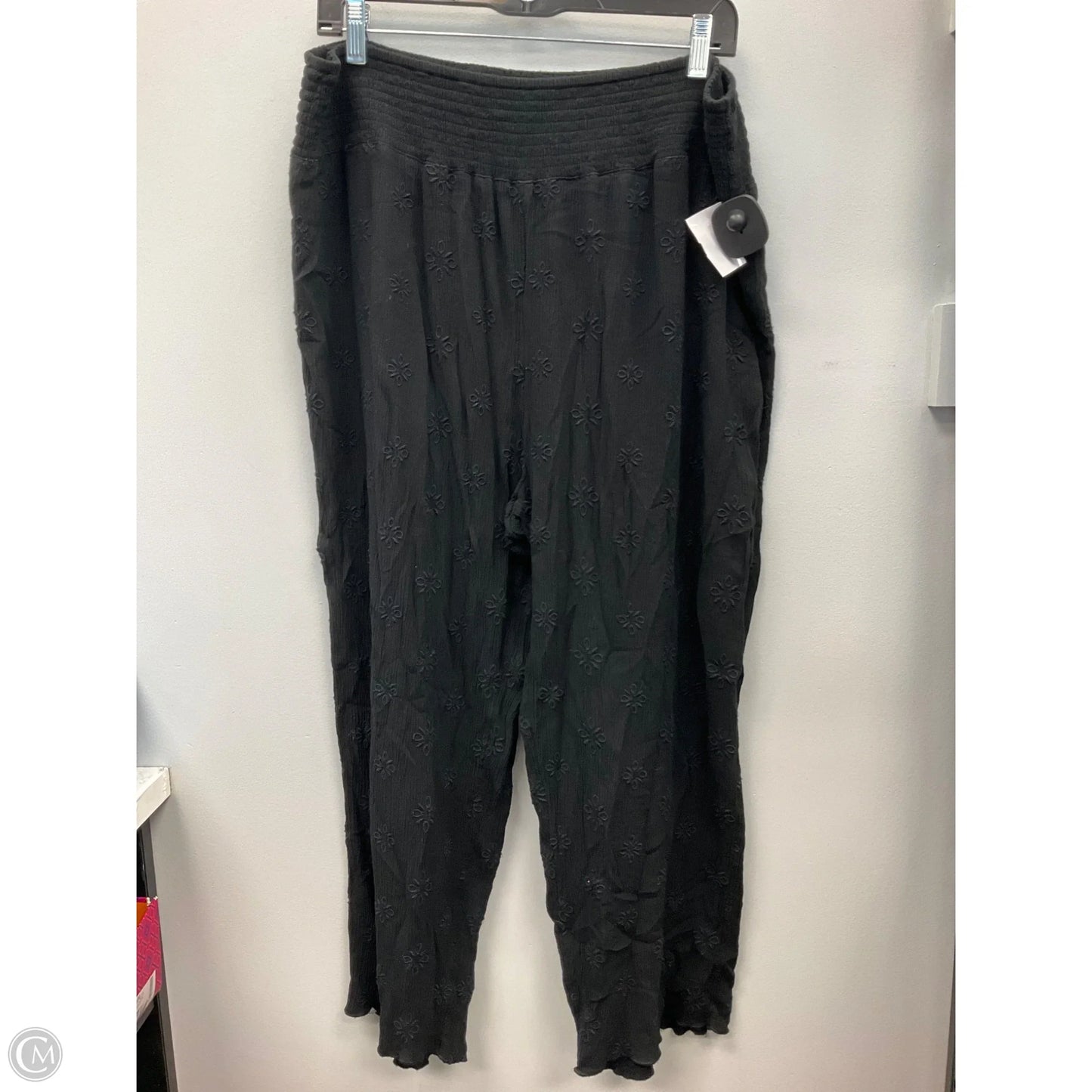 Pants Cropped By Chicos In Black, Size: Xl