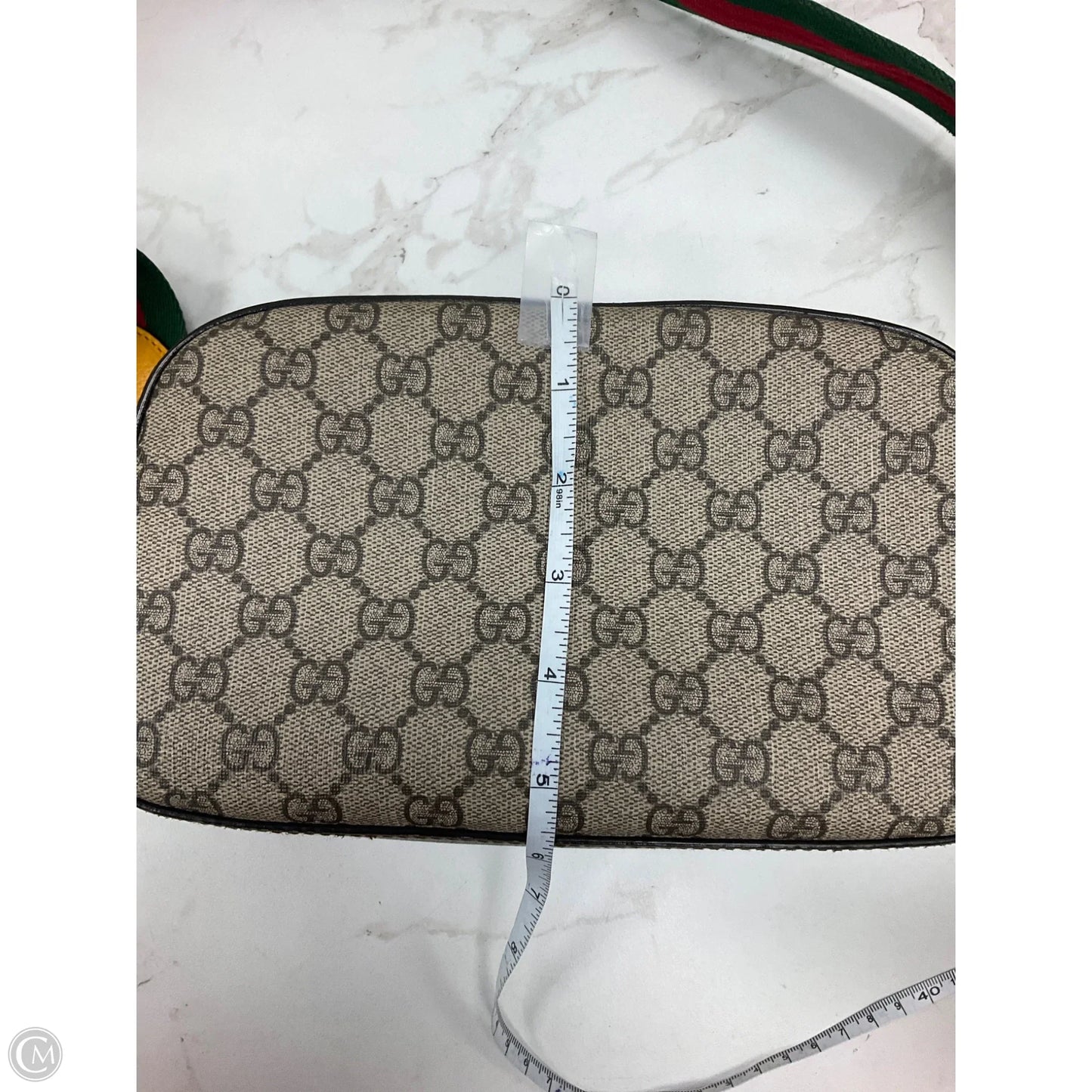 Crossbody Luxury Designer By Gucci, Size: Small