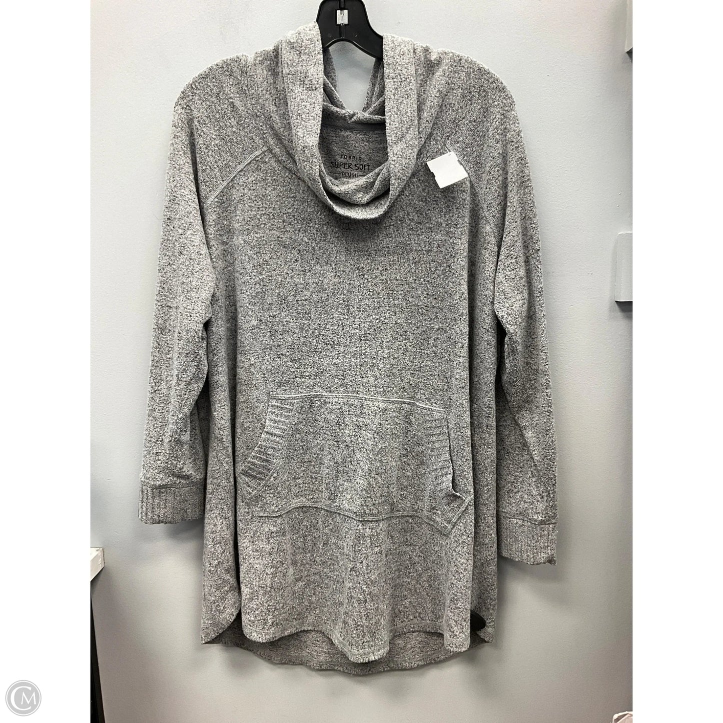Top Long Sleeve By Torrid In Grey, Size: 1x