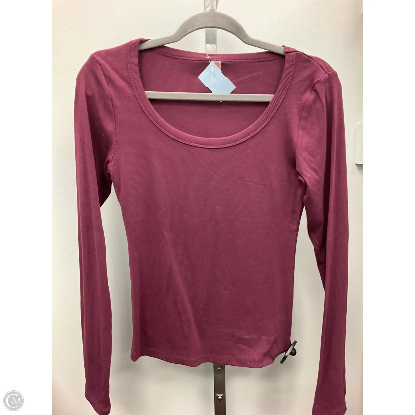 Top Long Sleeve By Mono B In Maroon, Size: M