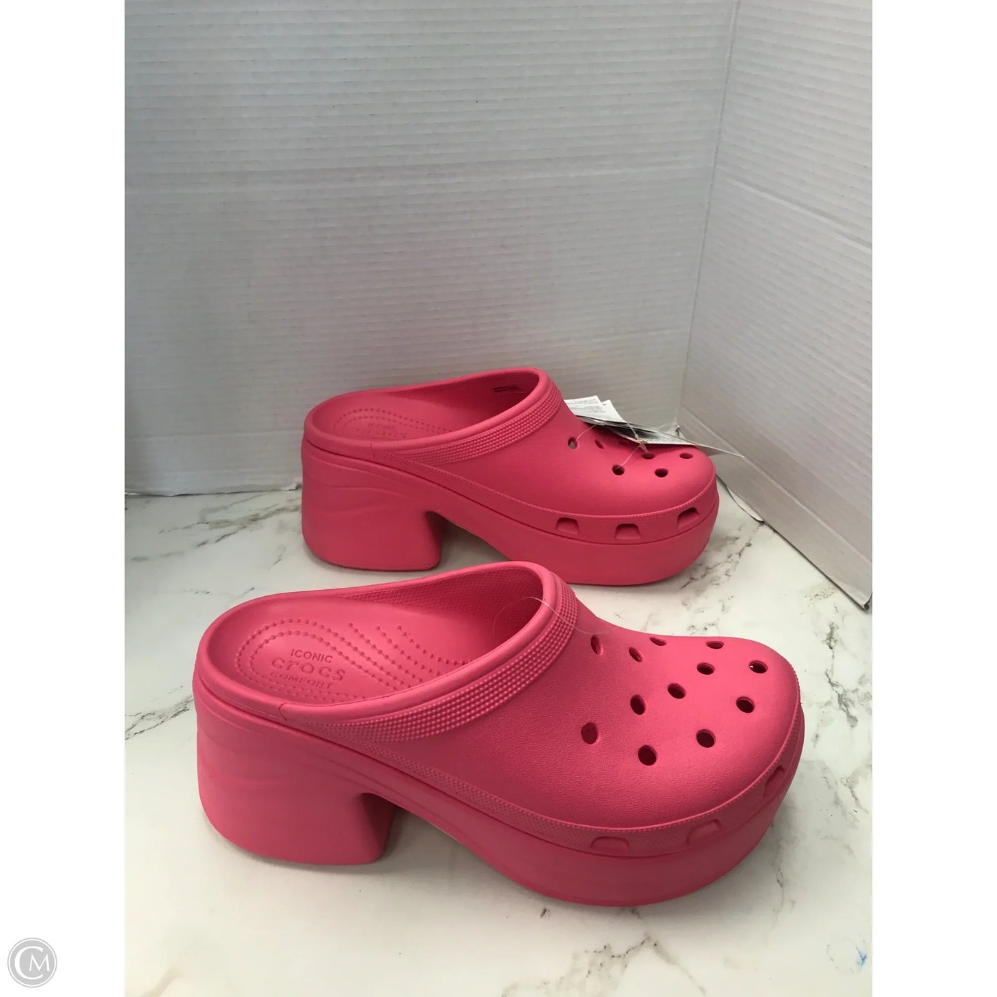 Shoes Heels Block By Crocs In Pink, Size: 12