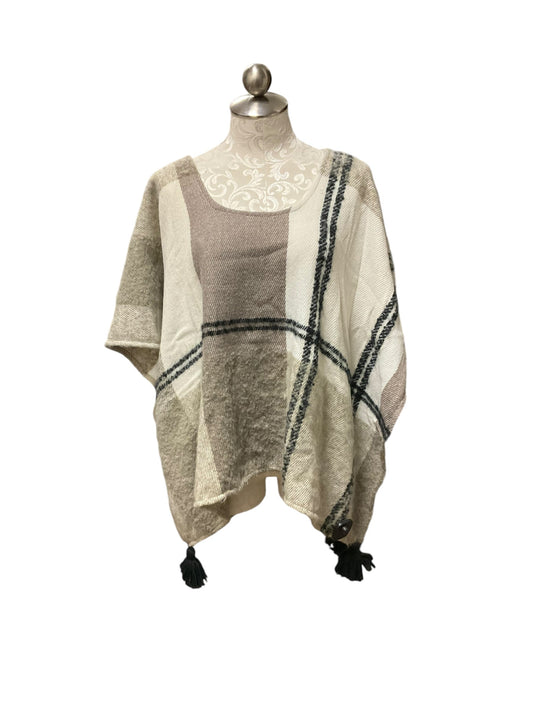 Poncho By Green Label In Taupe, Size: Os