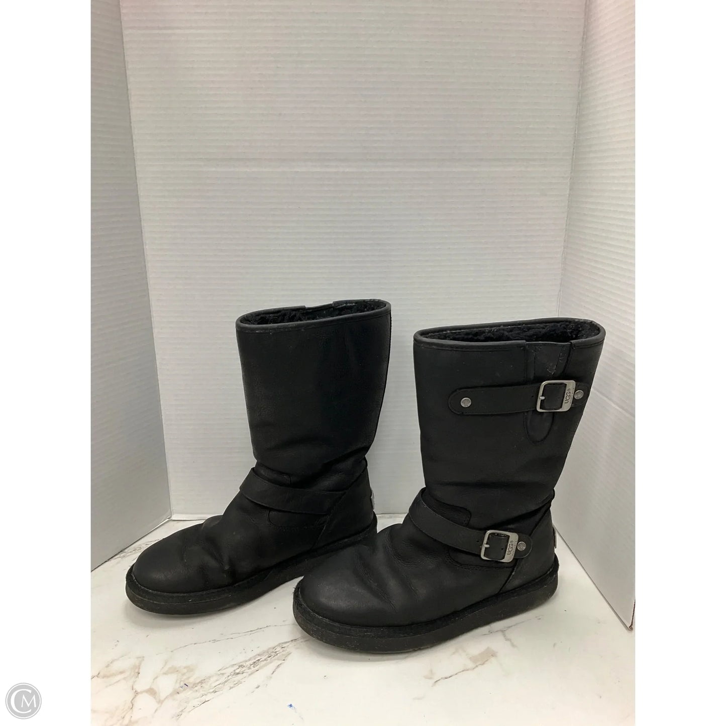 Boots Designer By Ugg In Black, Size: 9