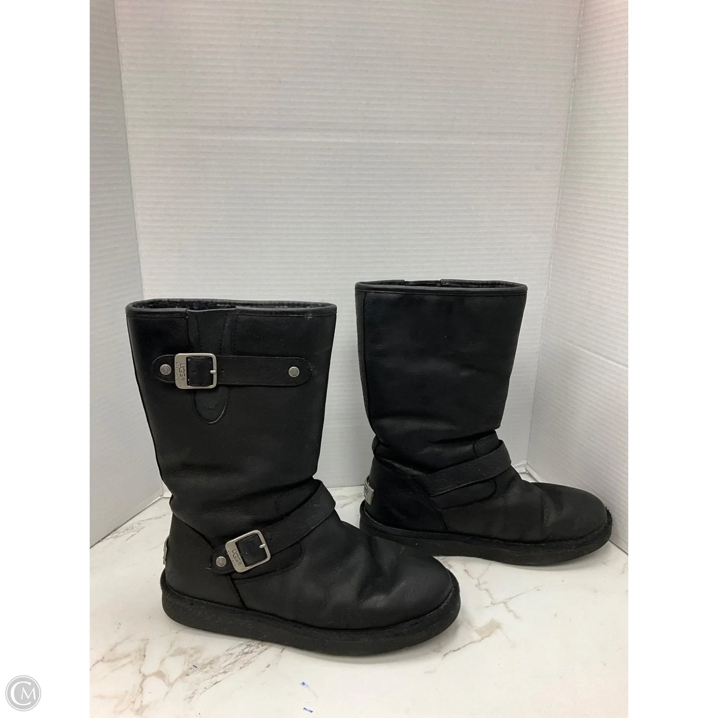 Boots Designer By Ugg In Black, Size: 9