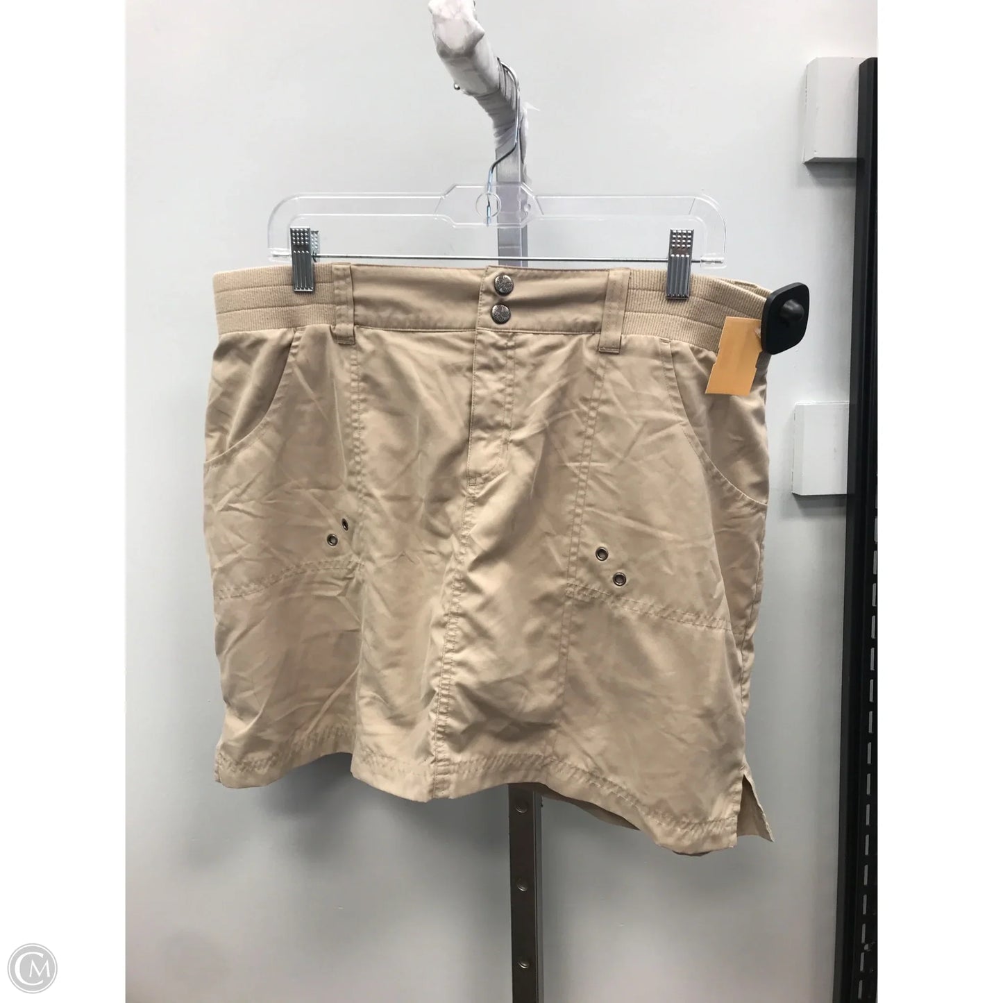 Skort By Tek Gear In Tan, Size: L