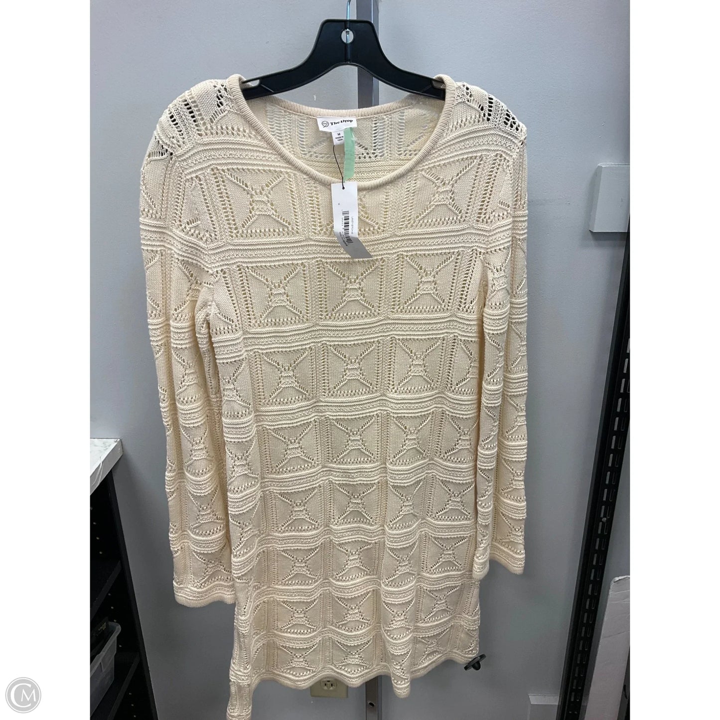 Dress Casual Short By The Drop In Cream, Size: M