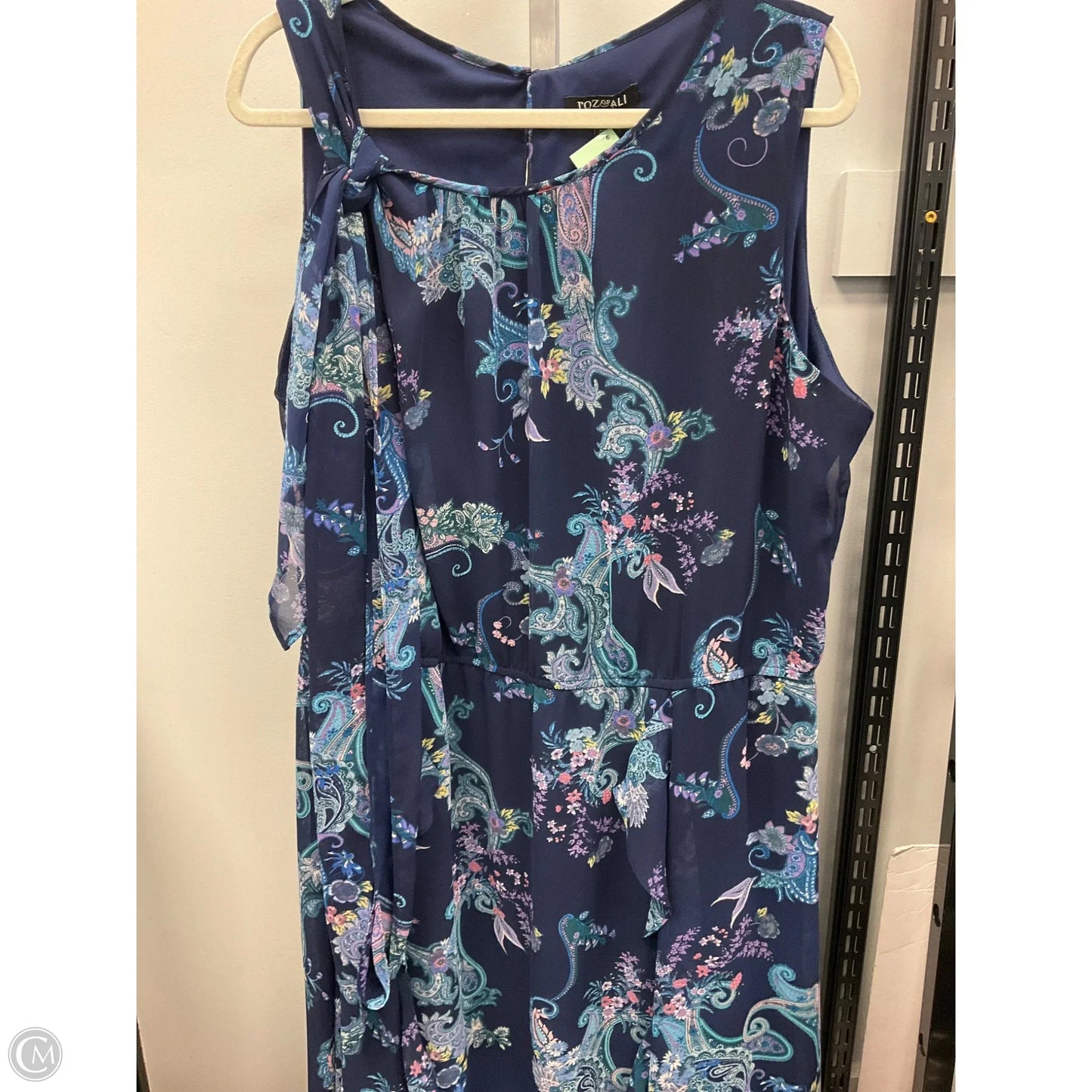 Top Short Sleeve By Rose And Olive In Cream, Size: 2x
