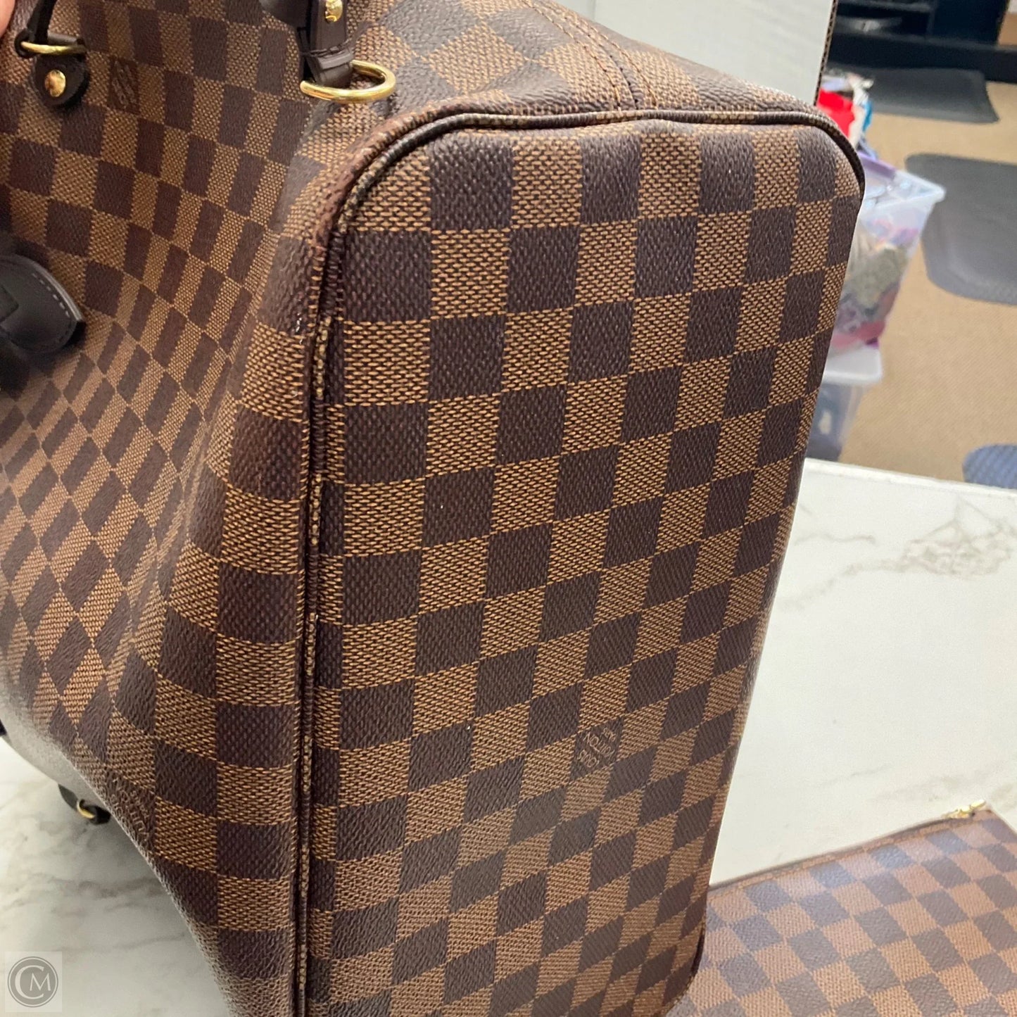 Handbag Luxury Designer By Louis Vuitton, Size: Medium