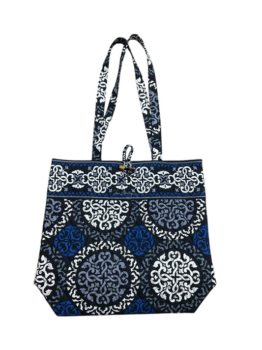 Handbag By Vera Bradley, Size: Large