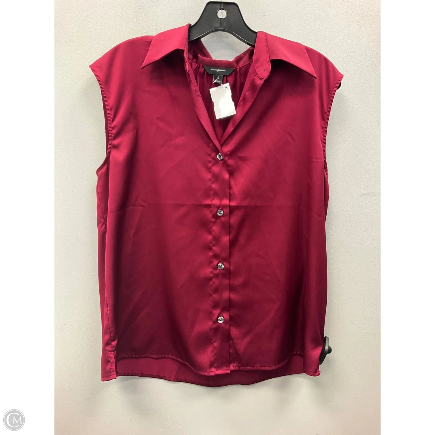 Top Sleeveless By Banana Republic In Maroon, Size: S