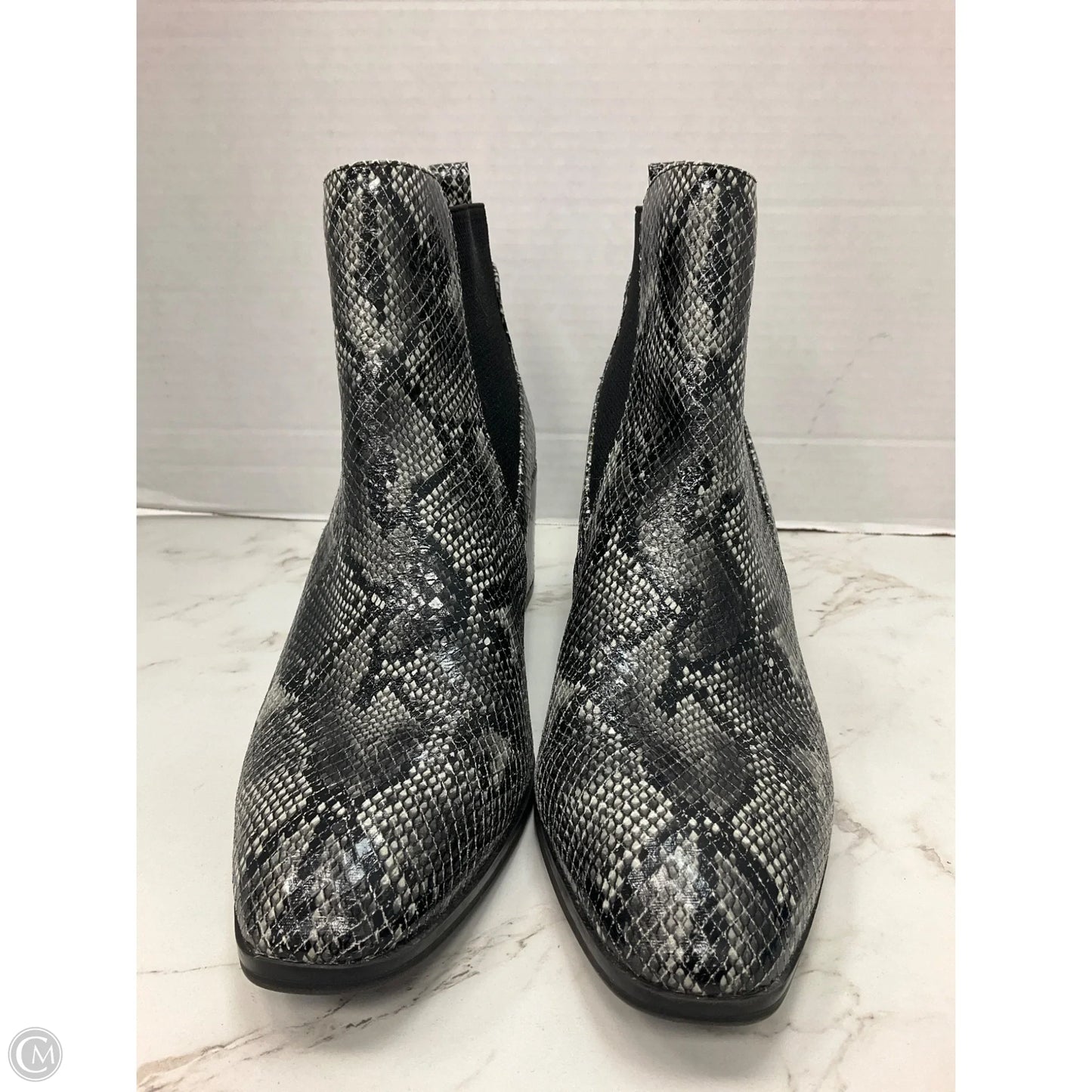 Boots Ankle Heels By Anne Klein In Snakeskin Print, Size: 6.5