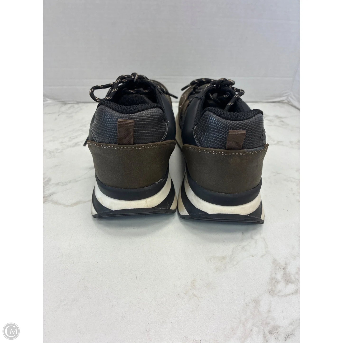 Shoes Sneakers By Bare Traps In Camouflage Print, Size: 9