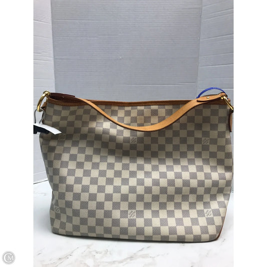 Handbag Luxury Designer By Louis Vuitton, Size: Medium