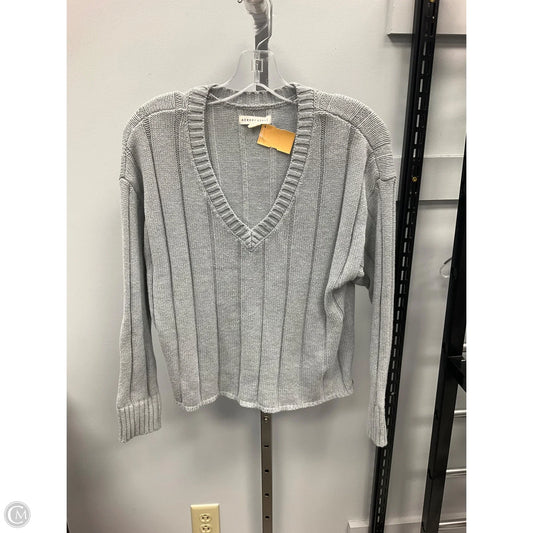 Top Long Sleeve By Aeropostale In Grey, Size: S