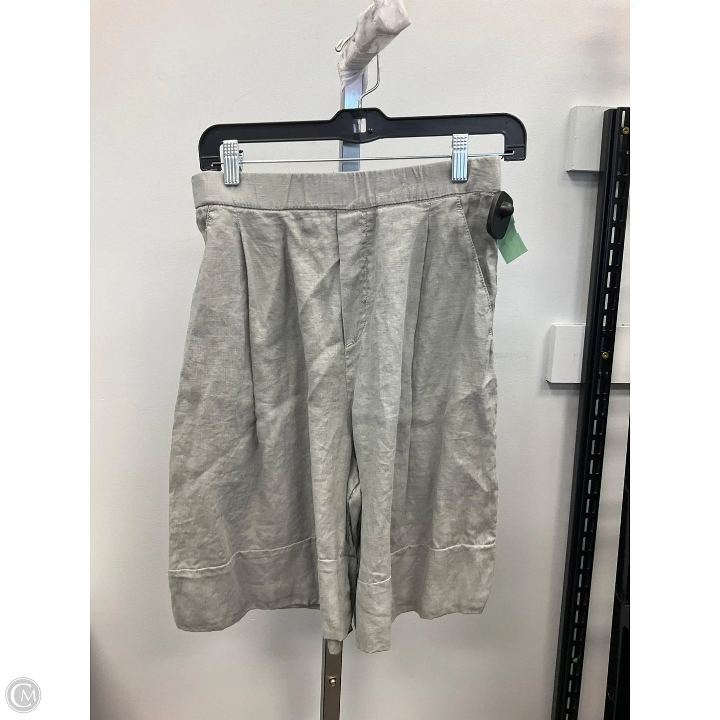 Shorts By Clothes Mentor In Grey, Size: S
