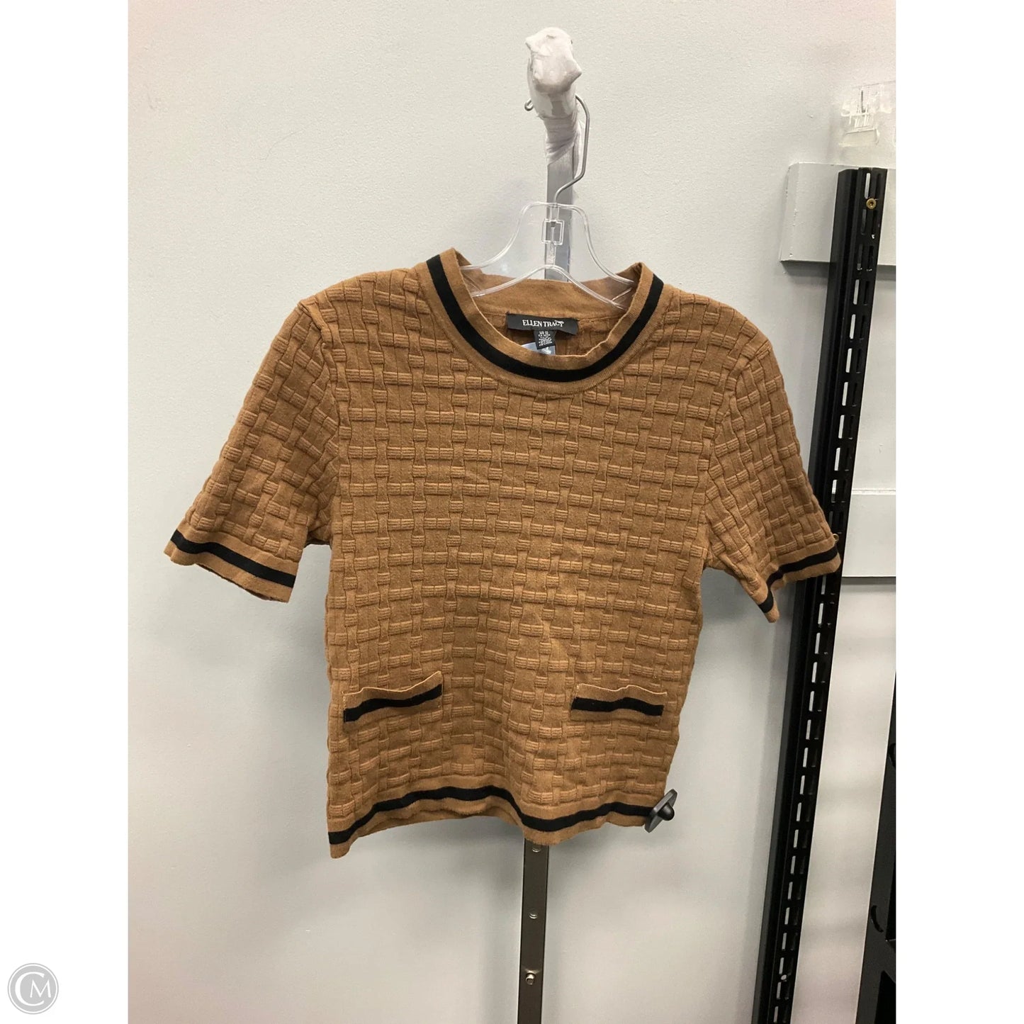 Top Short Sleeve By Ellen Tracy In Brown, Size: M