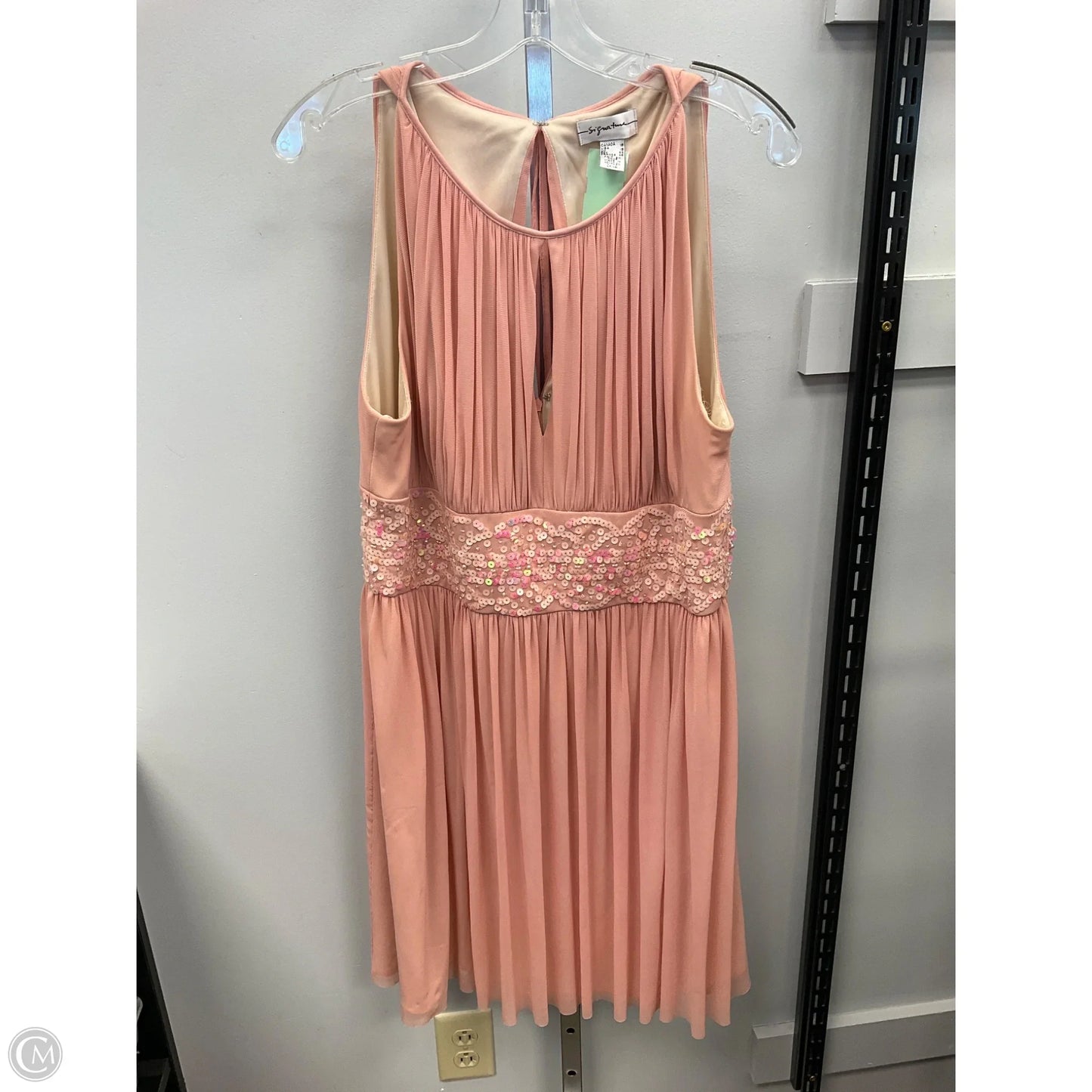Dress Party Short By Signature Collection In Peach, Size: 16