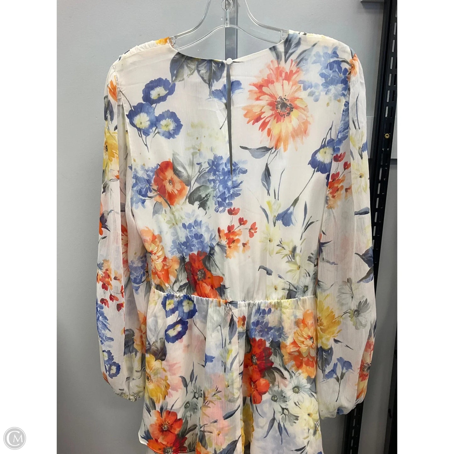 Dress Casual Short By Express In Floral Print, Size: L