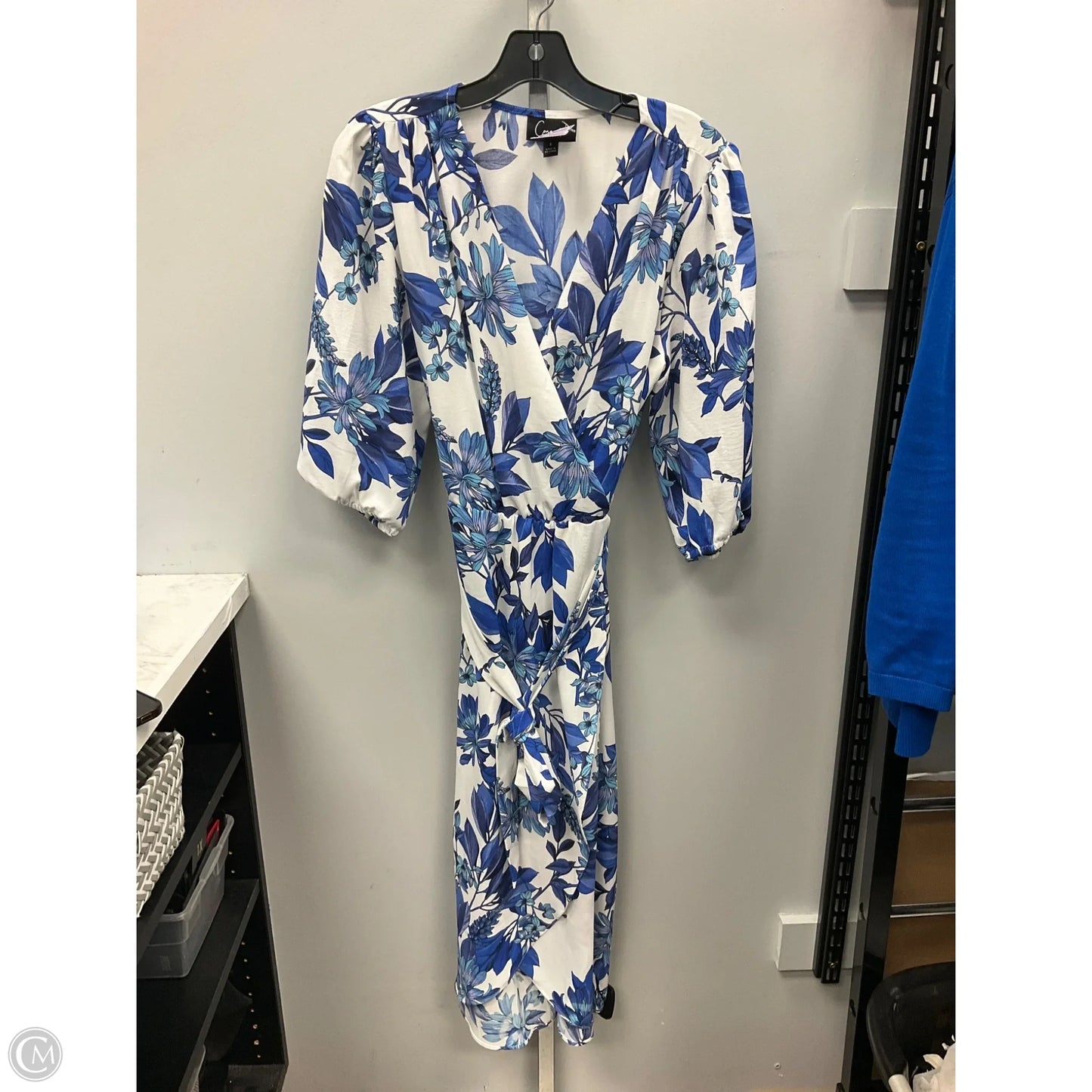 Dress Casual Short By Connected Apparel In Floral Print, Size: 6