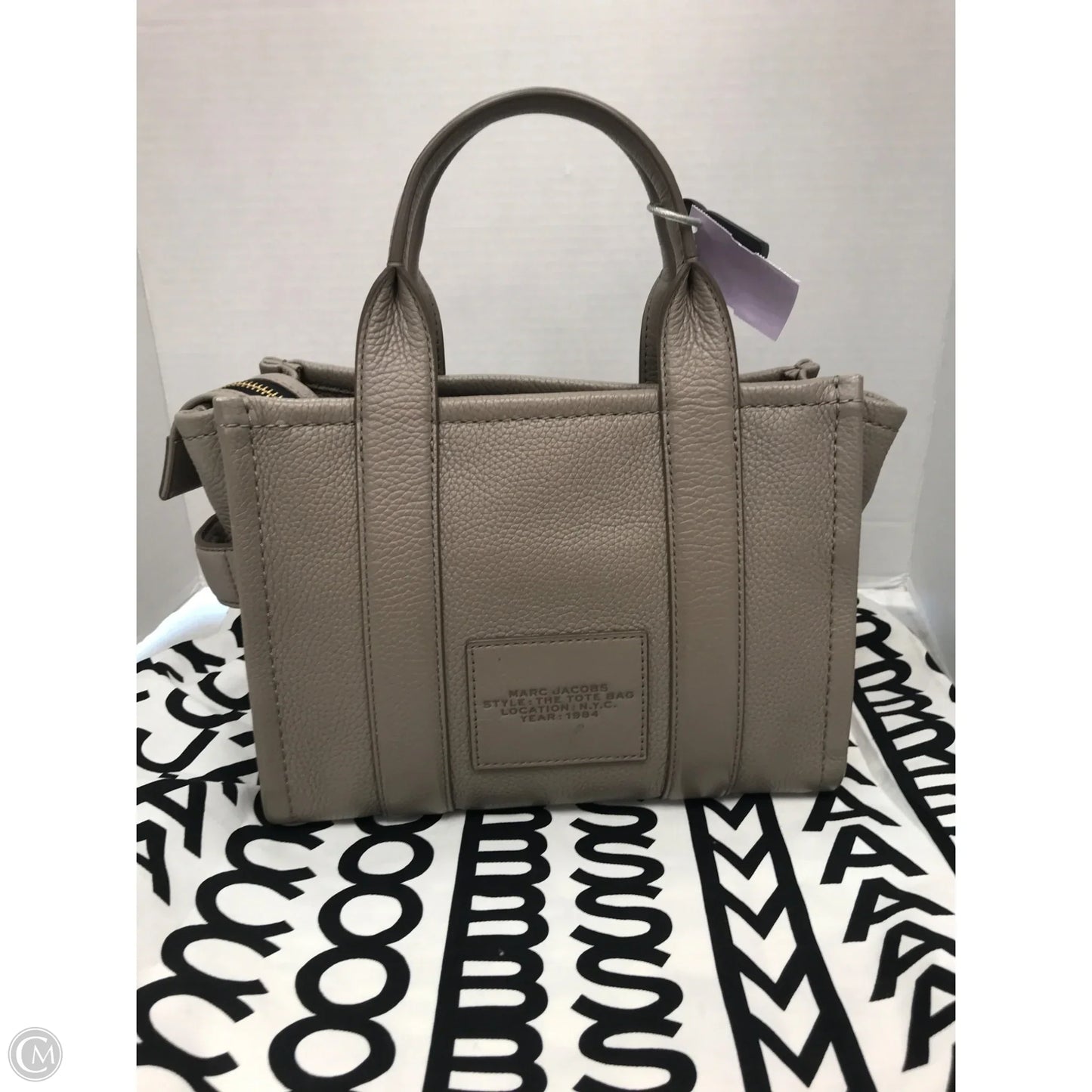 Handbag Luxury Designer By Marc Jacobs, Size: Small