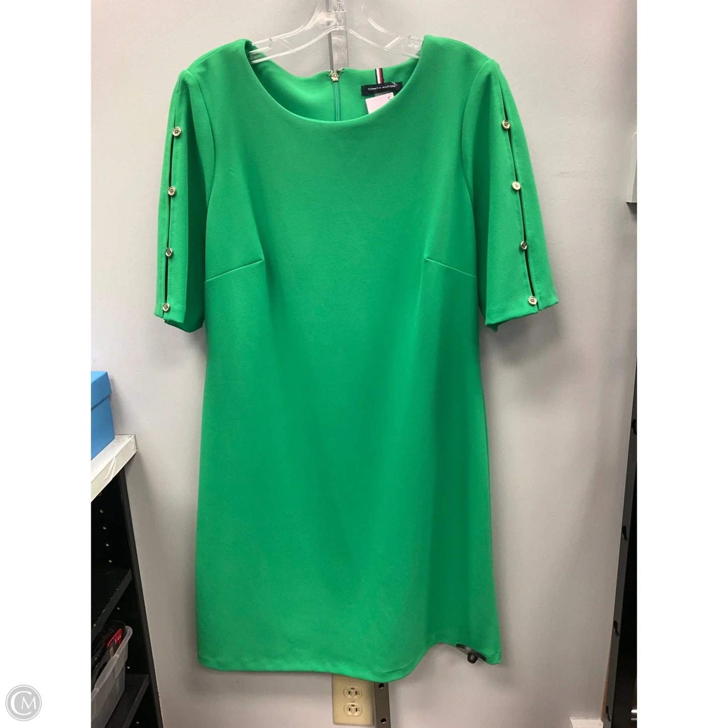 Dress Casual Short By Tommy Hilfiger In Green, Size: 12