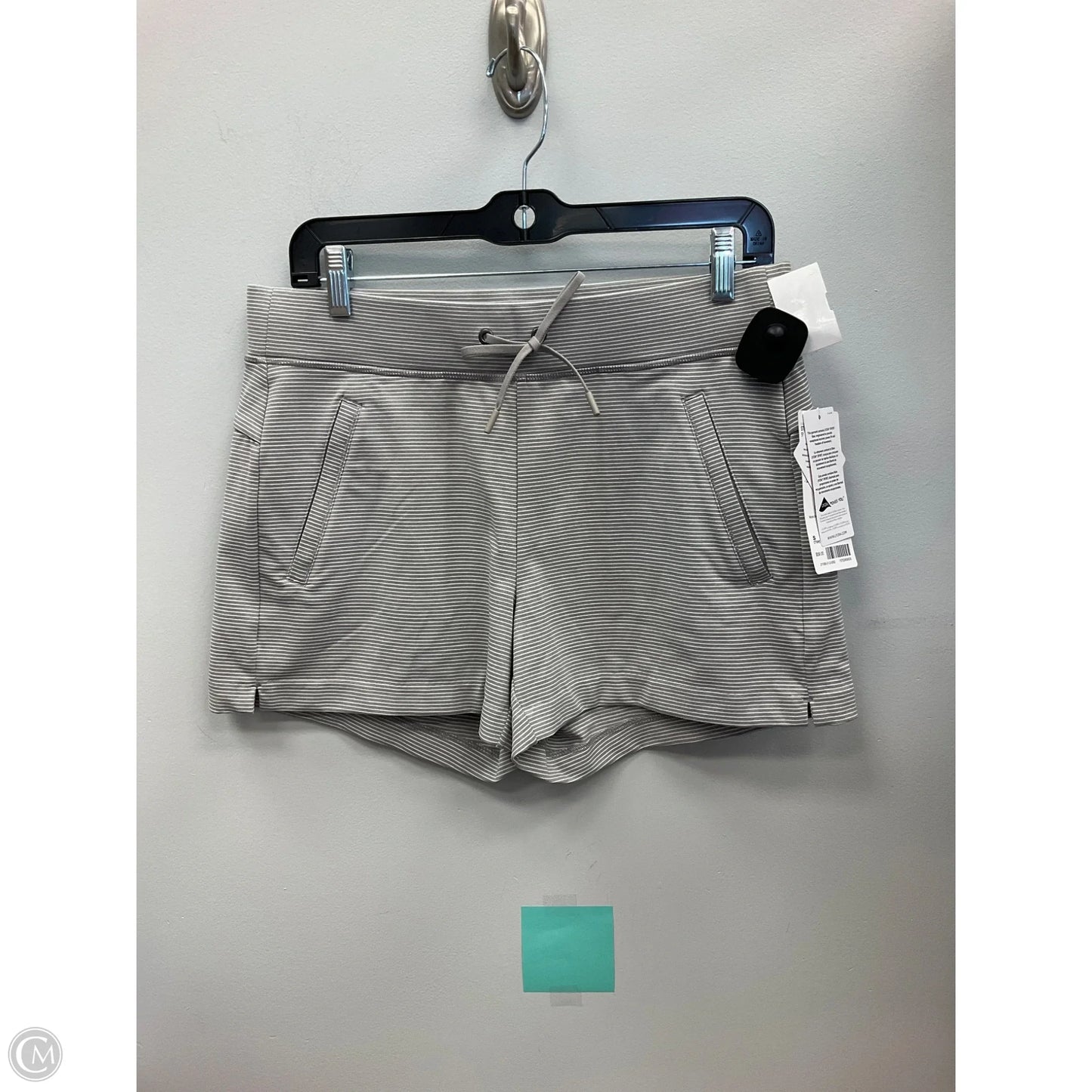 Athletic Shorts By Athleta In Striped Pattern, Size: S