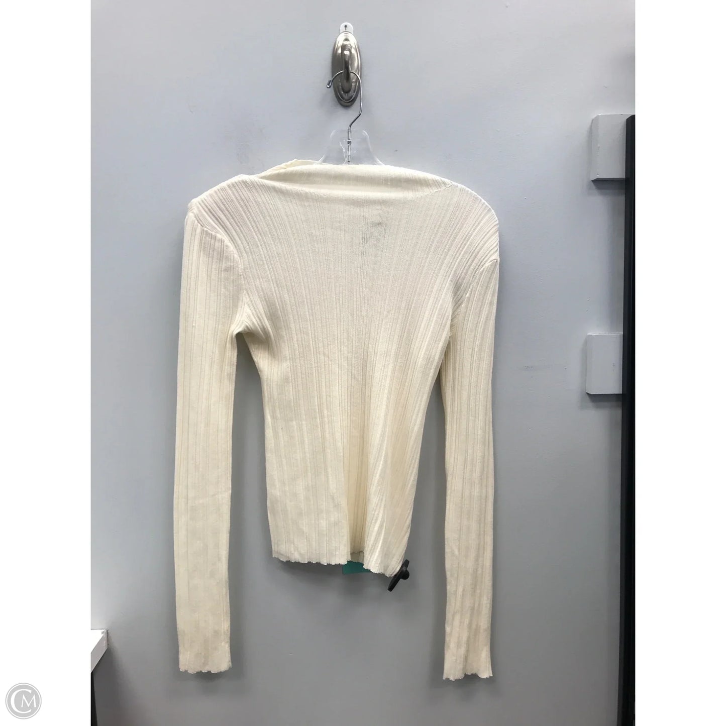 Top Long Sleeve By Astr In Cream, Size: M