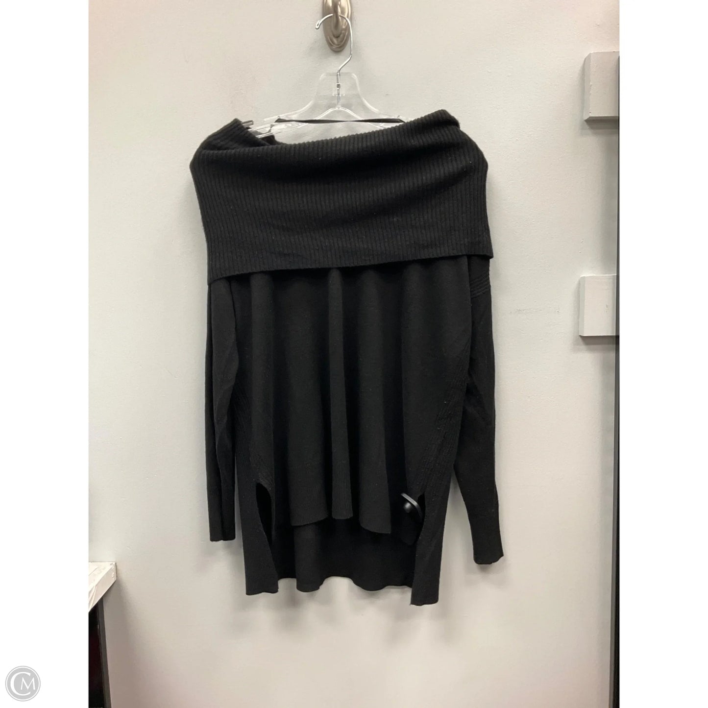 Sweater By Cable And Gauge In Black, Size: M