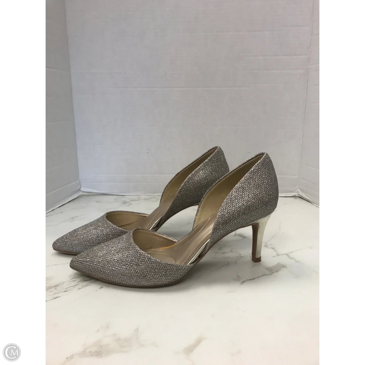 Shoes Heels Kitten By Bandolino In Silver, Size: 7