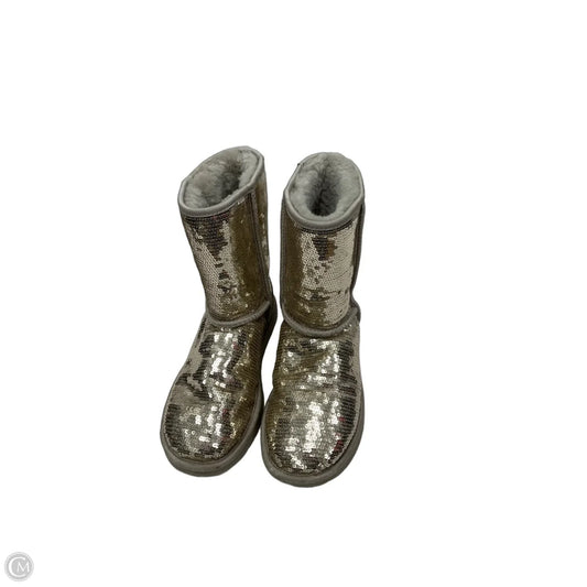 Boots Designer By Ugg In Grey, Size: 8