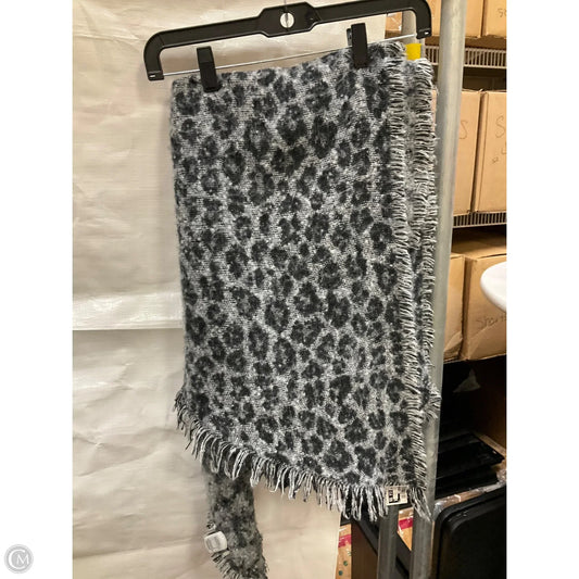 Poncho By Clothes Mentor In Animal Print, Size: Osfm