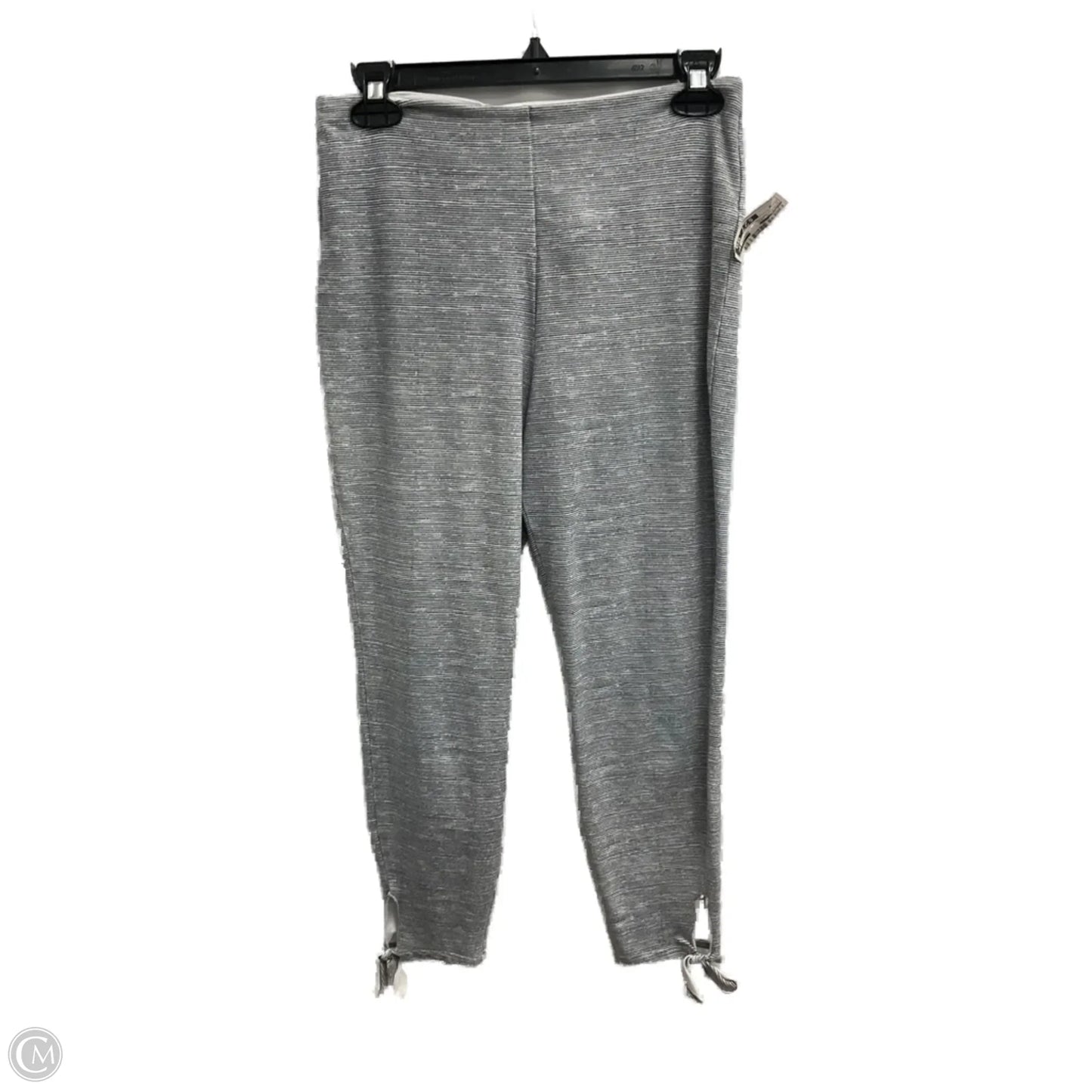 Athletic Leggings Capris By Lysse In Striped Pattern, Size: M