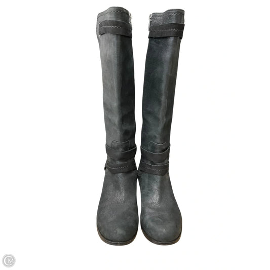 Boots Designer By Ugg In Black, Size: 6.5