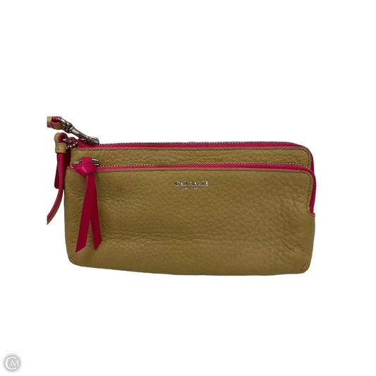 Wristlet Designer By Coach, Size: Medium
