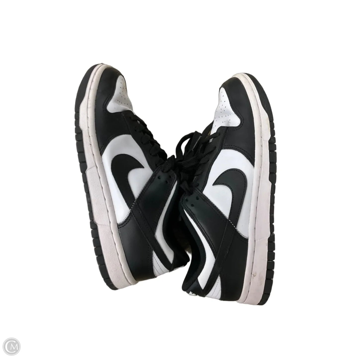 Shoes Sneakers By Nike In Black & White, Size: 7.5