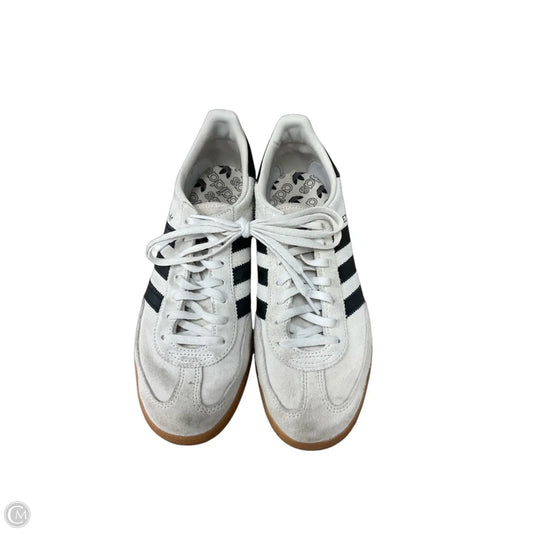 Shoes Sneakers By Adidas In White, Size: 9