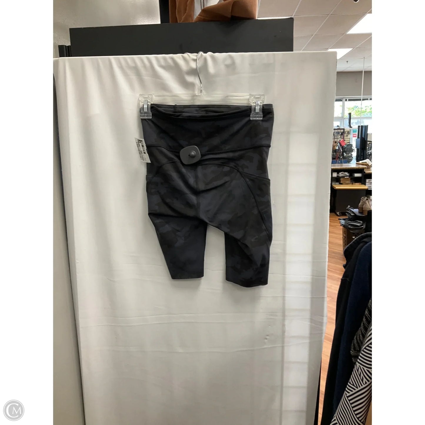 Athletic Shorts By Lululemon In Camouflage Print, Size: 4