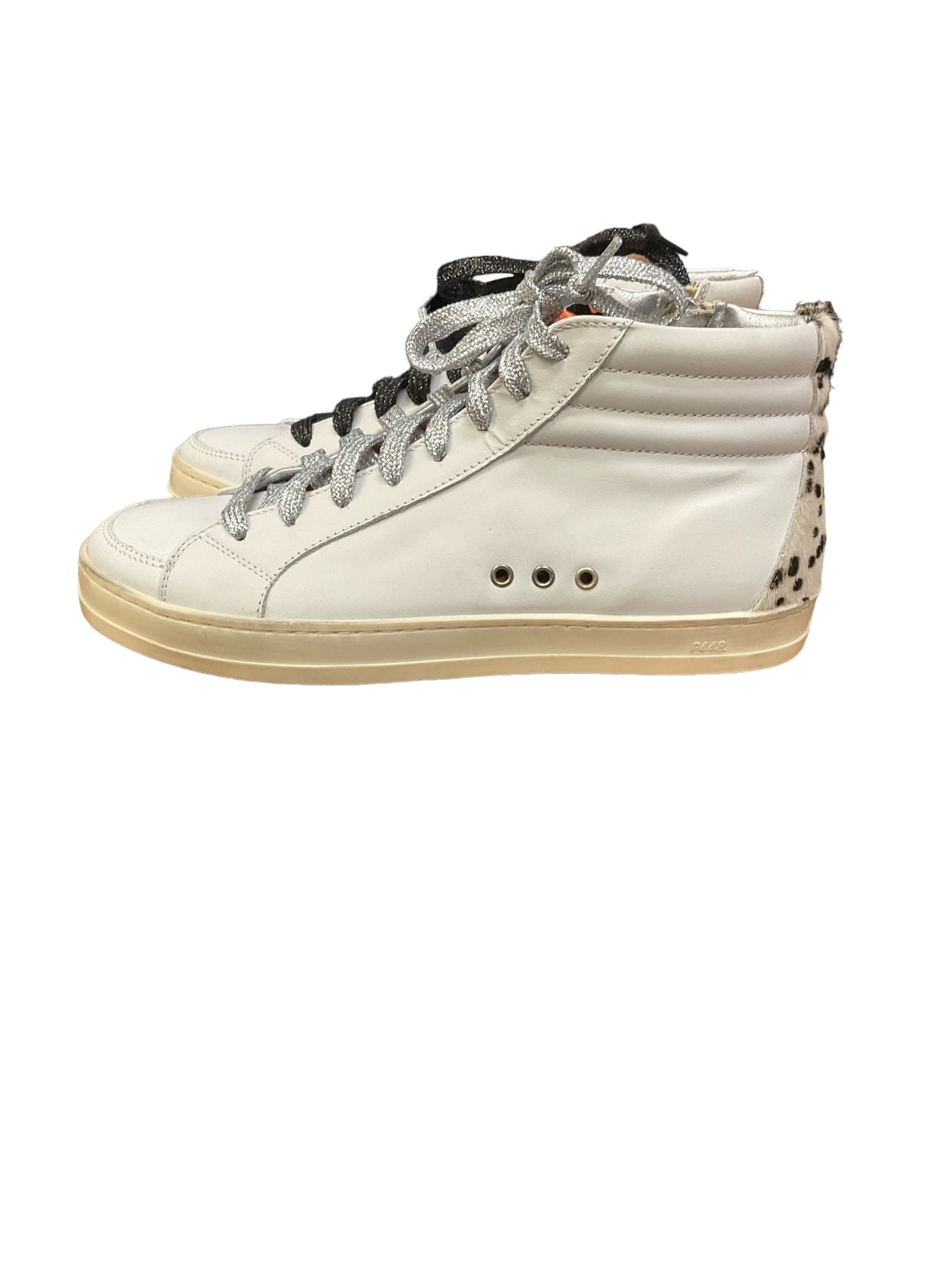 White Shoes Sneakers P448, Size 7