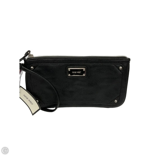 Wristlet By Nine West, Size: Large