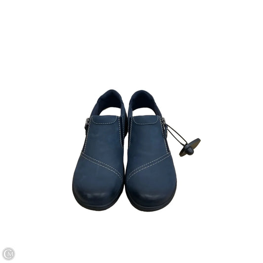 Shoes Flats By Clarks In Blue, Size: 5