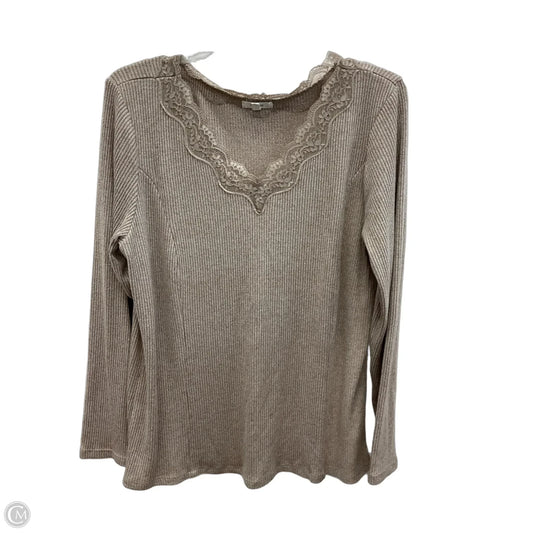 Top Long Sleeve By Maurices In Tan, Size: Xxl