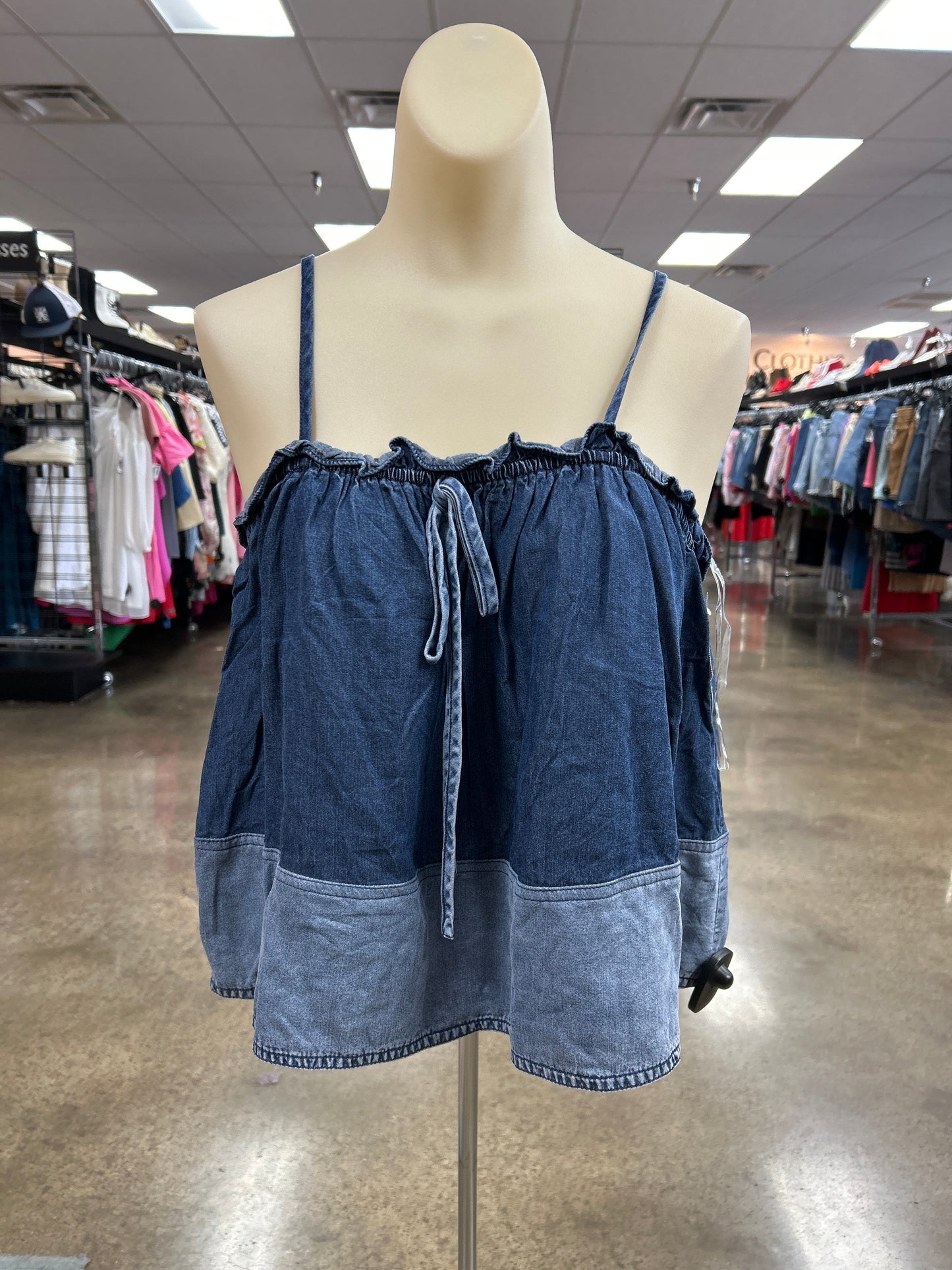 Top Sleeveless By Entro In Blue Denim, Size:M