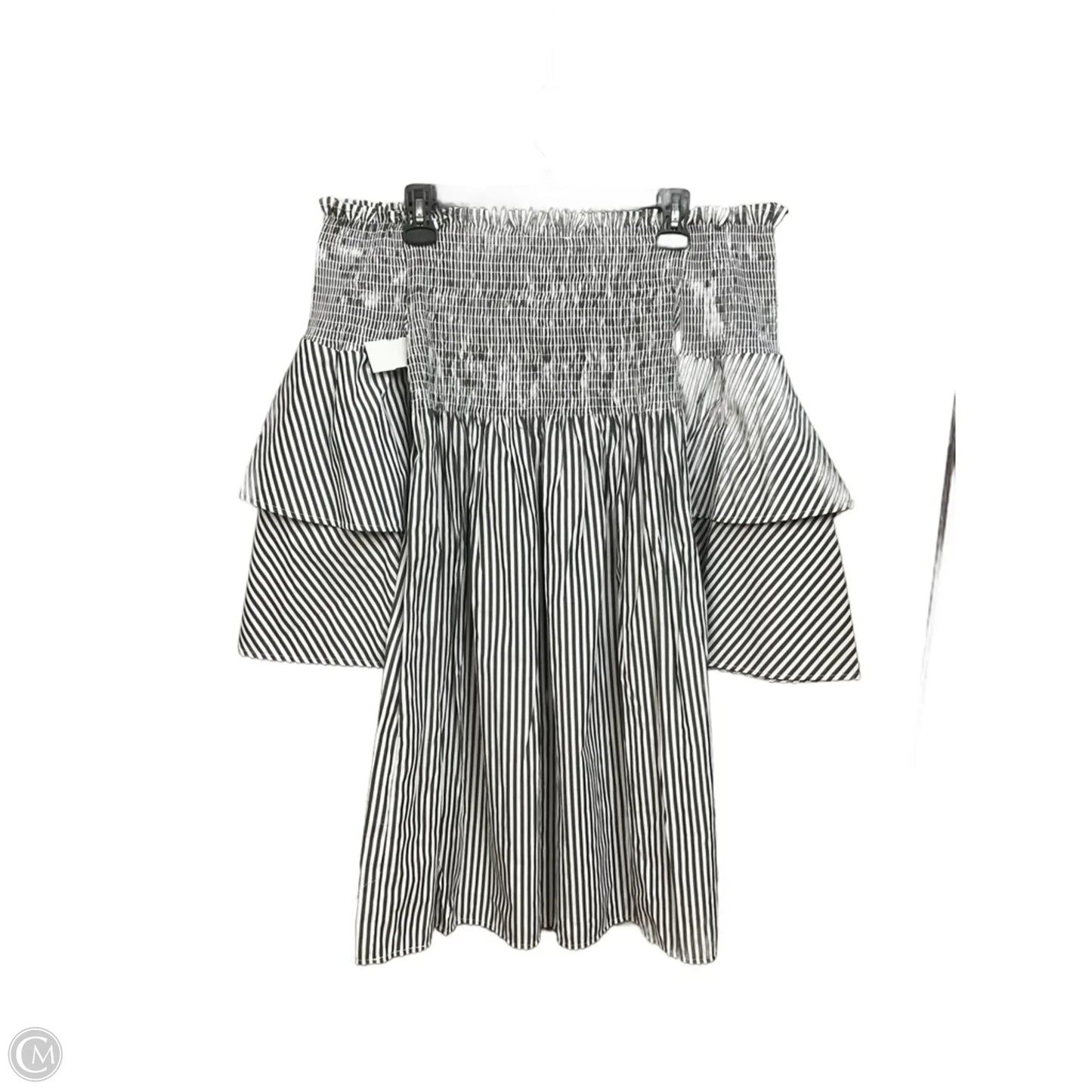 Dress Casual Short By Clothes Mentor In Striped Pattern, Size: S