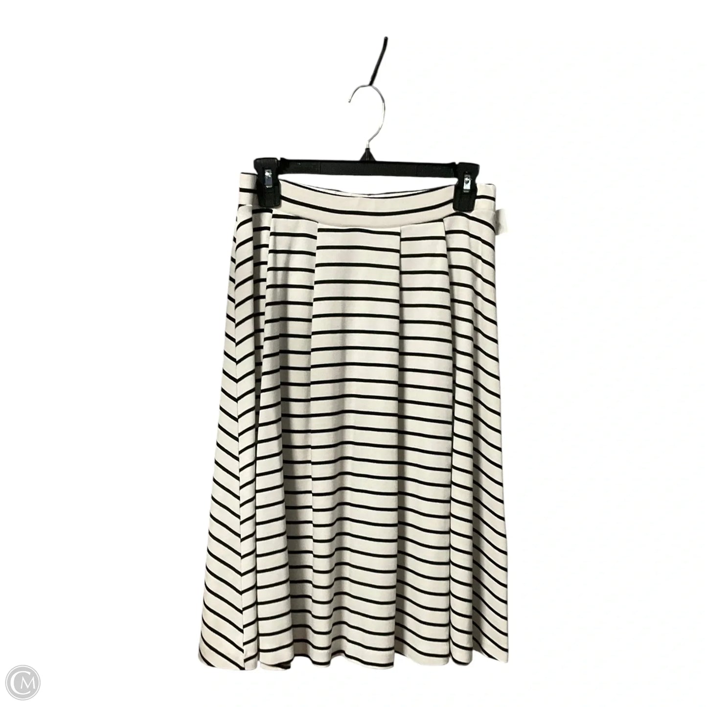 Skirt Mini & Short By Elle In Striped Pattern, Size: M